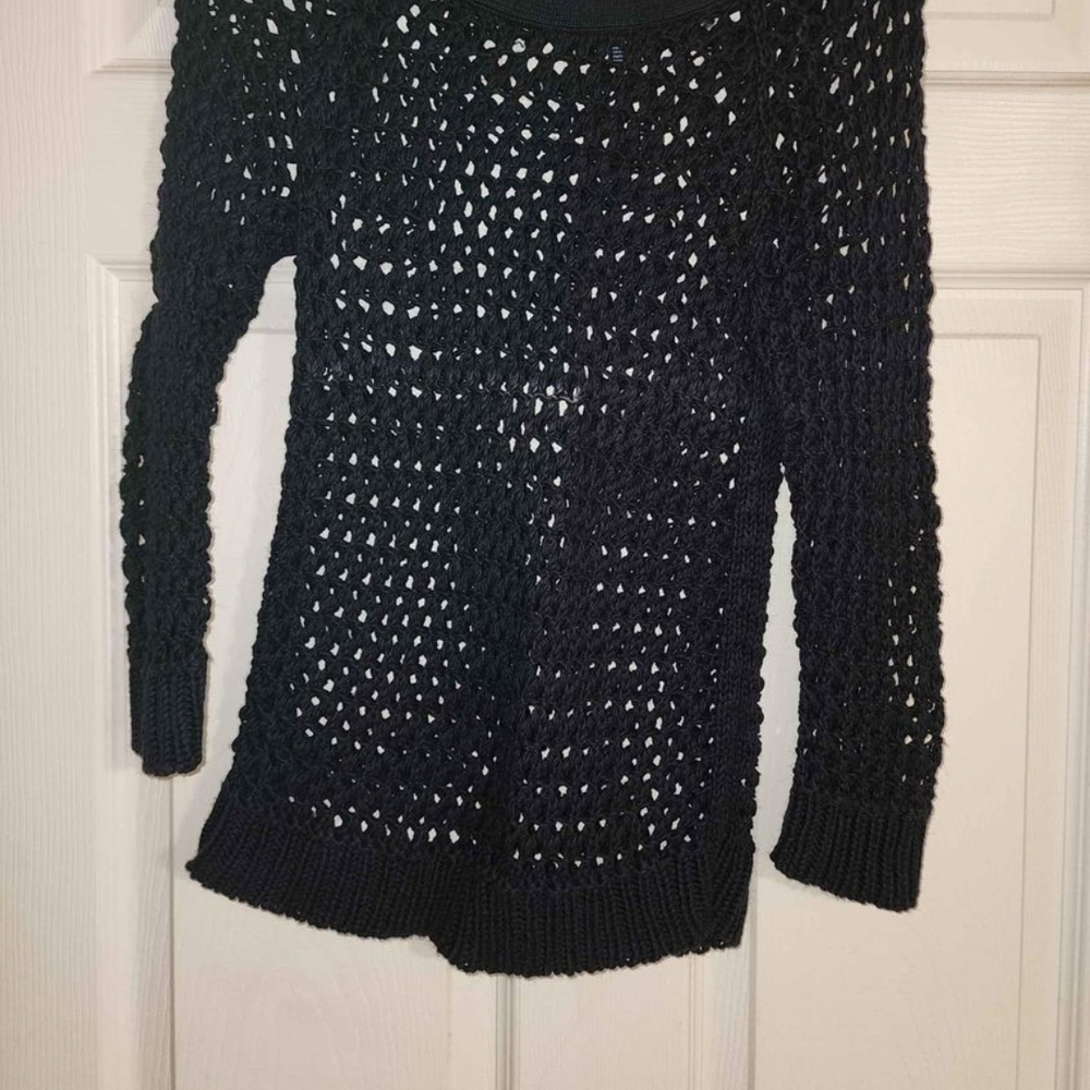 Navy Blue Crew Neck Sweater with Open-Weave Design